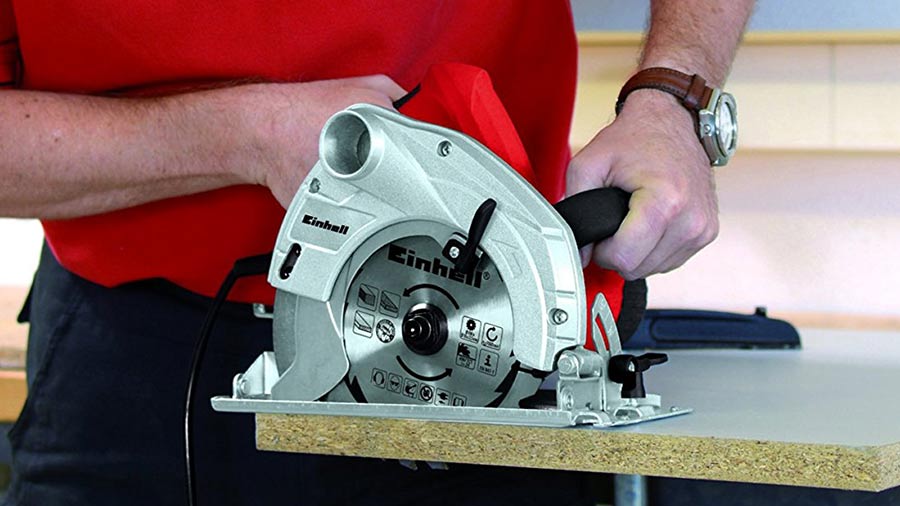 Scie circulaire Racetools : quel modèle choisir